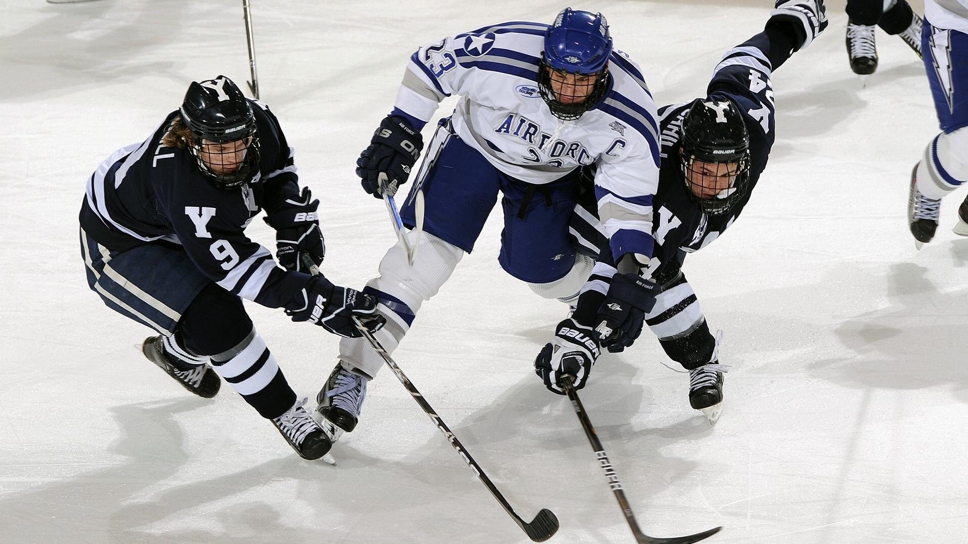 爱游戏体育app-佩纳罗尔队长续约成功，佩纳罗竞技