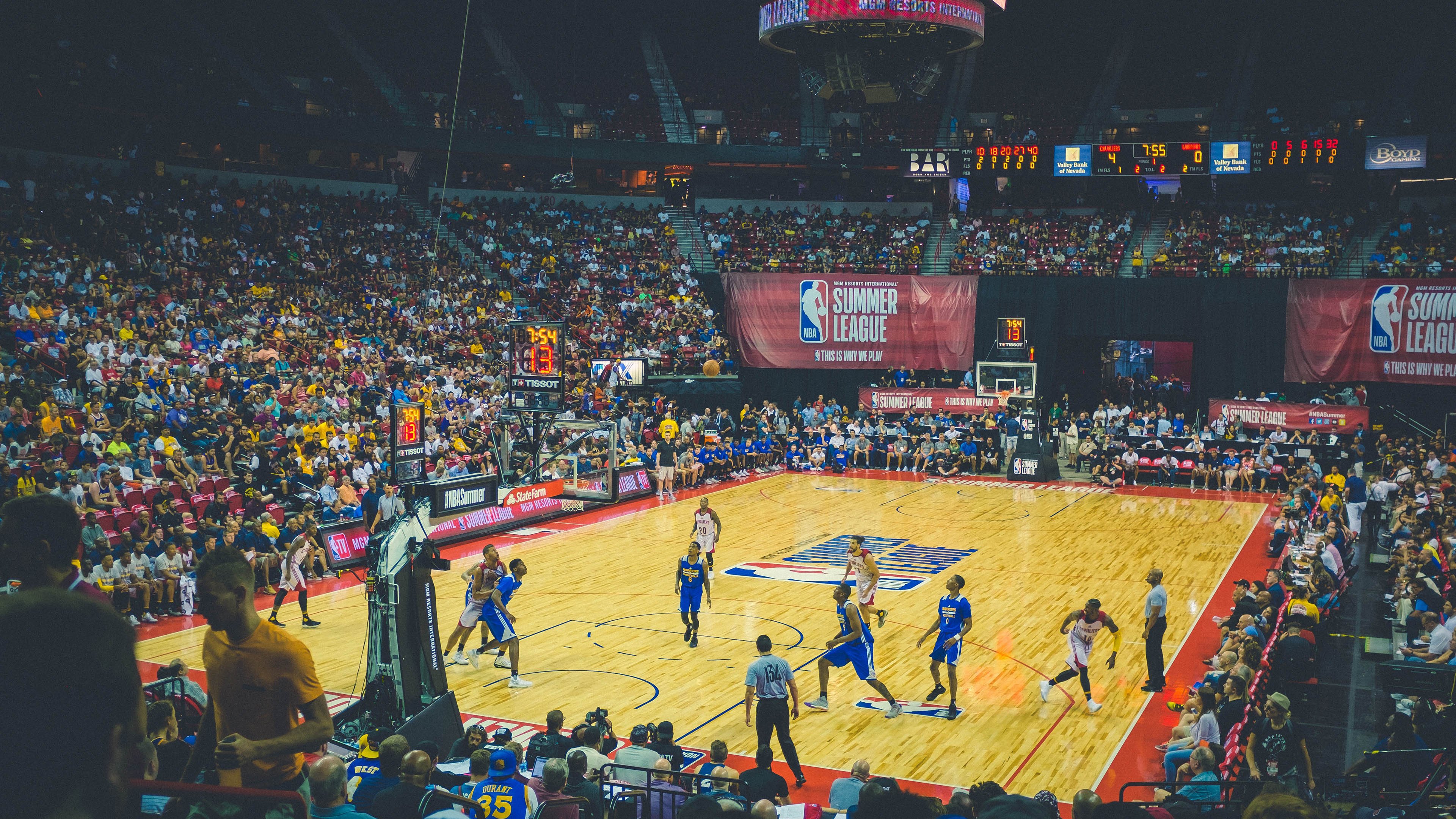 快船与航天公司合作发布球队专属卫星图像，快船签约正式达成